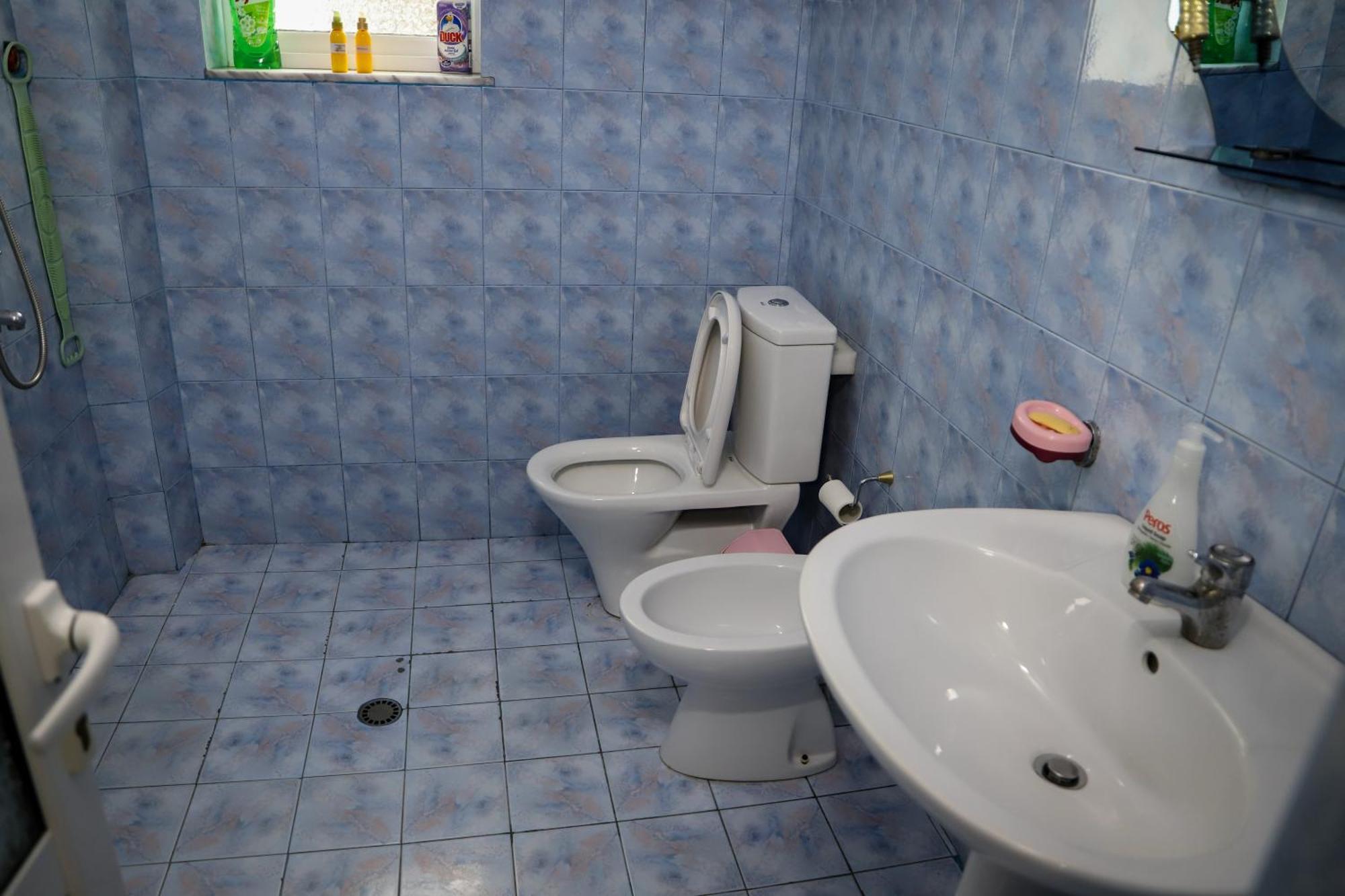 Lola'S Apartament Appartement Berat Buitenkant foto